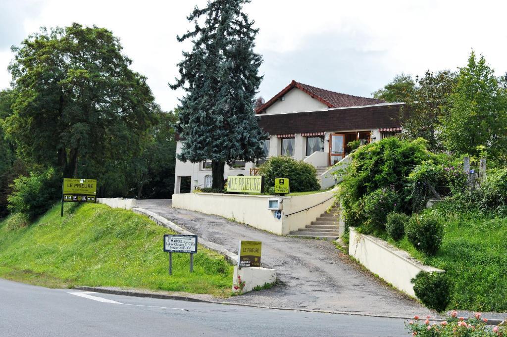 Logis Hotel Le Prieure Saint-Marcel  Экстерьер фото