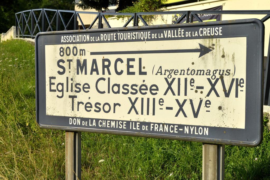 Logis Hotel Le Prieure Saint-Marcel  Экстерьер фото