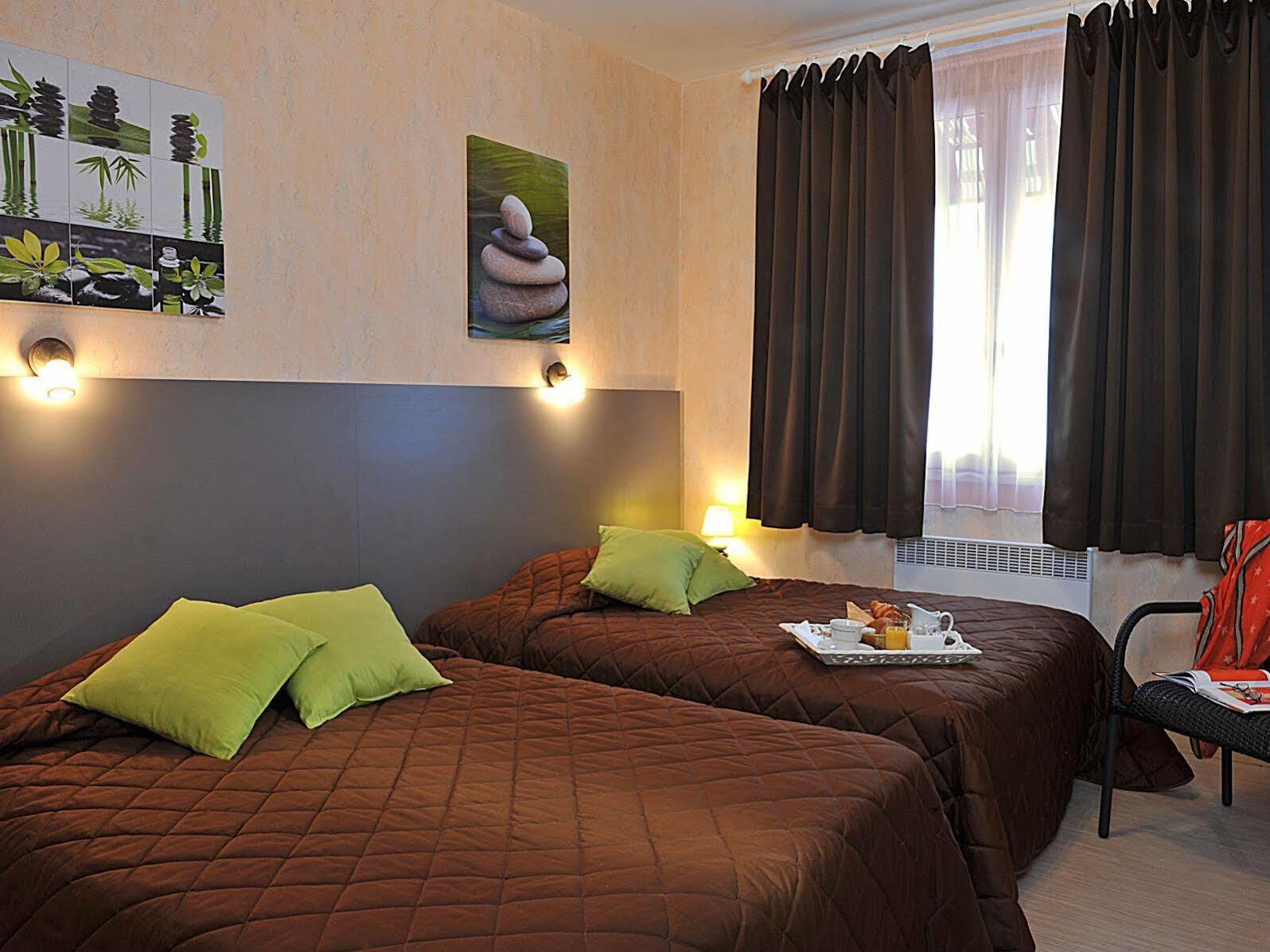 Logis Hotel Le Prieure Saint-Marcel  Экстерьер фото